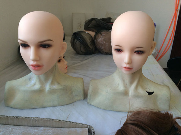 Doll Sweet's Sandy head with brown eyes (left) and Doll Sweet's Nina head with DRed eyes (right). Manufacturer photo courtesy of DS Doll.