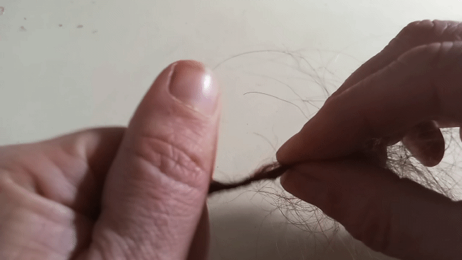 Twisting hair
